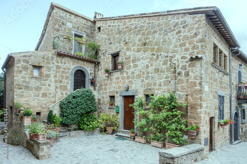 Fototapeta Naklejka Na Ścianę i Meble -  old traditional house at historical village, Civita di Bagnoregio,, Viterbo, Italy