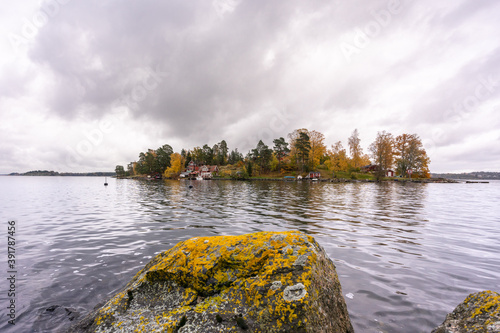 Fotografija Dramatic cloudy sky on an autumn day background