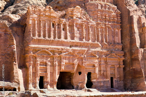 Canvas-taulu The Royal Rock tombs in Petra, the capital city of the Nabataeans, Jordan