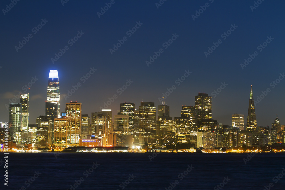 Beautiful San Francisco skyline at night