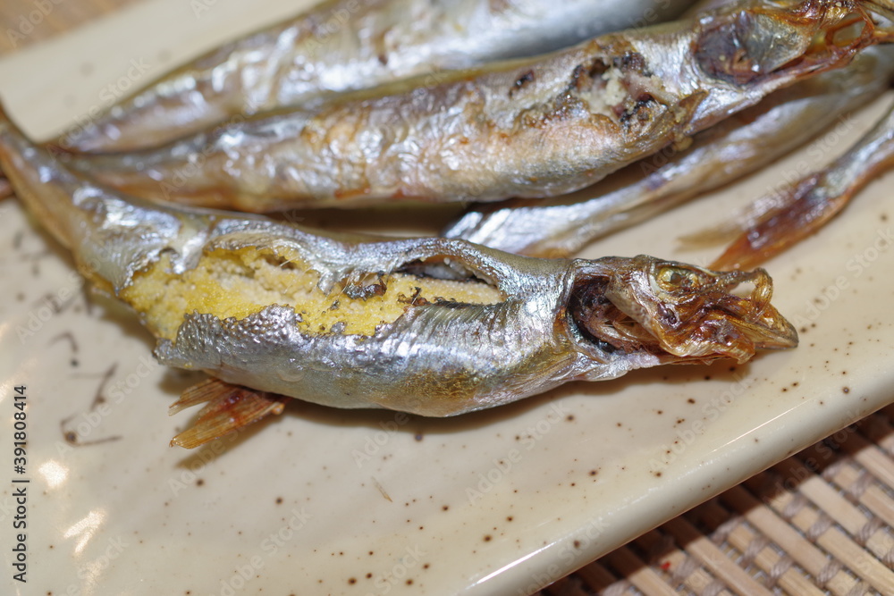 焼いたシシャモ 焼いたシシャモ