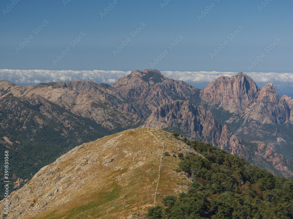 Fototapeta premium Panorama of rocks, crests and cliffs in the stunning mountains