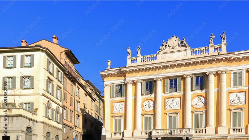 Obraz premium PALAZZO STORICO A BERGAMO IN ITALIA