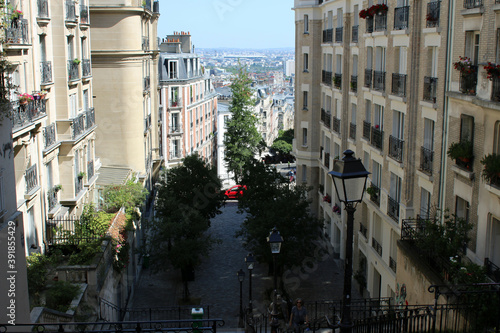 Tableau sur toile Paris - Montmartre - Rue du Mont-Cenis
