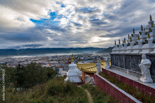 Obraz na płótnie Panoramic view of Shangri-La at Baita Temple, Shangri-La, Yunnan, China