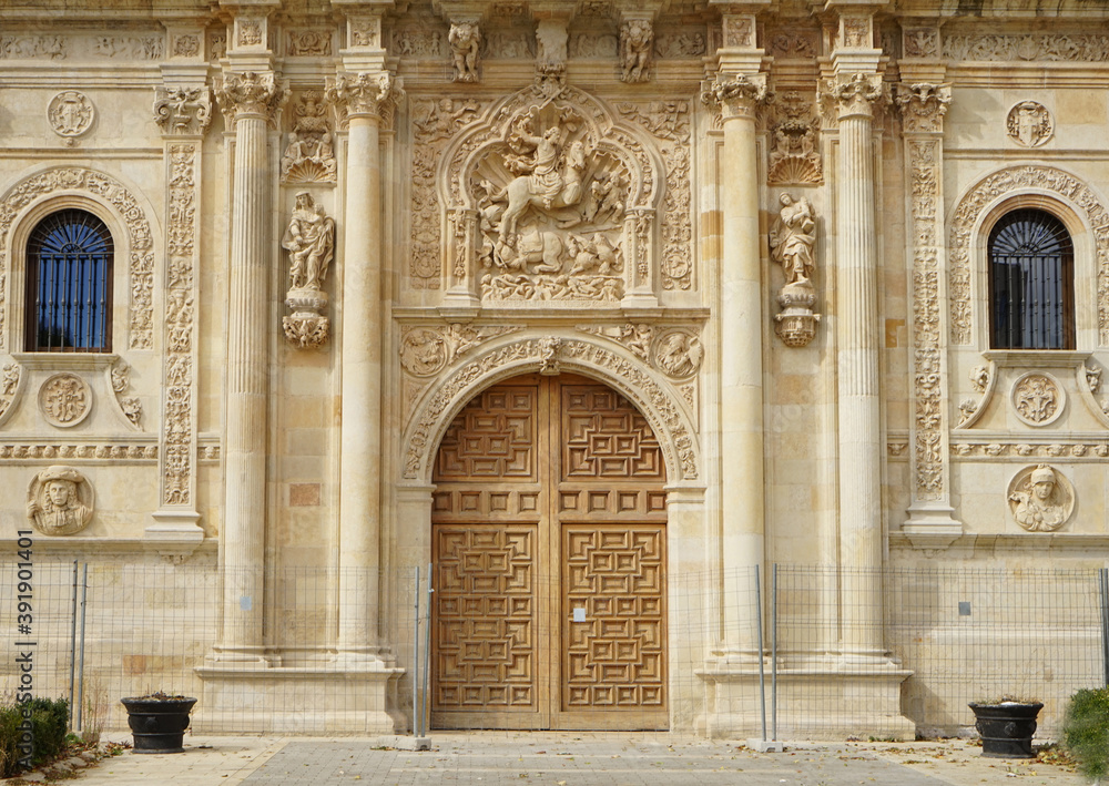 San Marco Hospiz in Leon, eine Stadt am Jakobsweg in Spanien, Eingangsportal 