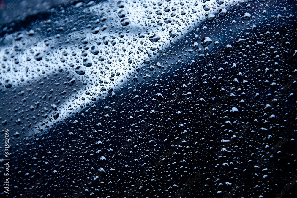 Obraz premium rain drops