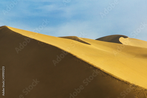 Photography picture of desert scenery 