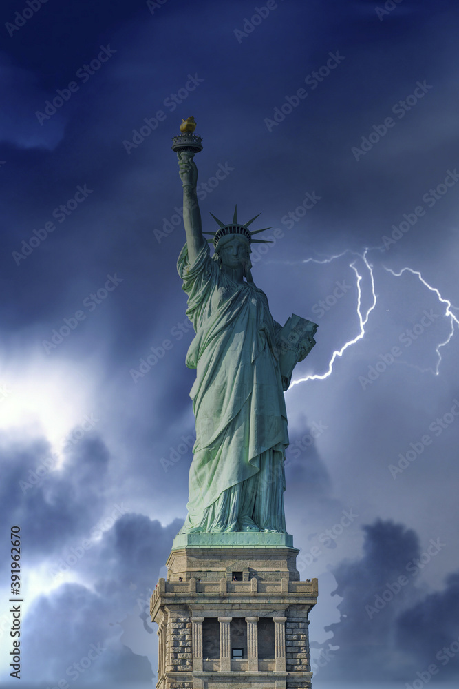 Fototapeta premium The Statue of Liberty under a coming storm, New York, USA