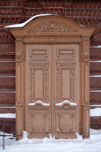 Door. Vintage wooden House of Arts (