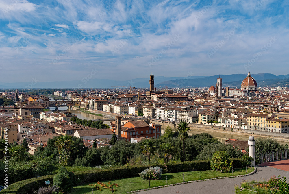 Blick über die Altstadt von Florenz in der Toskana in Italien 
