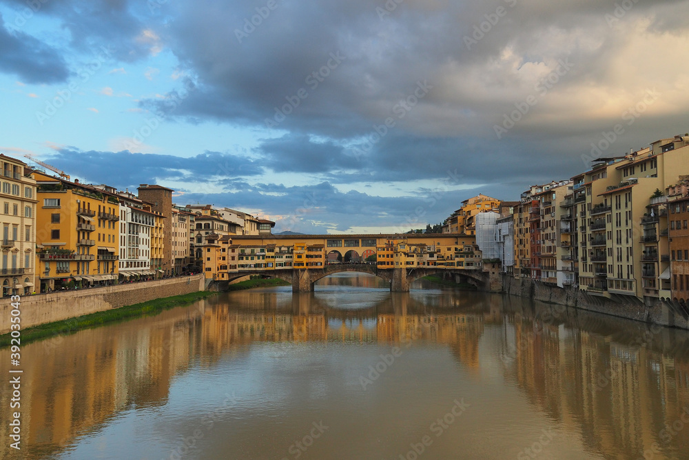 Florence, Tuscany, Italy: panorama of Florence with view of Ponte Vecchio