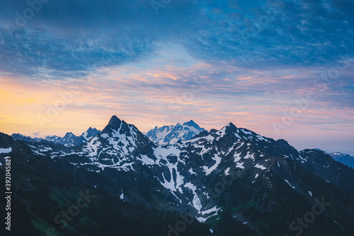 Beautiful North Cascades from the top of Winchester mountain, USA