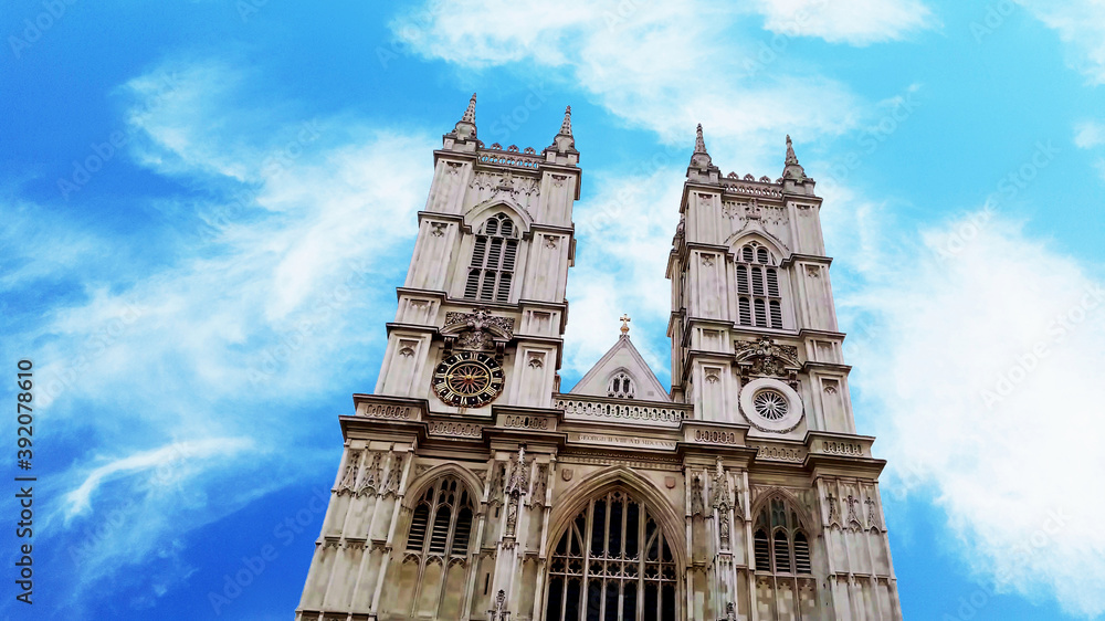 Obraz premium Westminster Abbey low angle view, Collegiate Church of Saint Peter at Westminster, City of Westminster, London, England, UK.