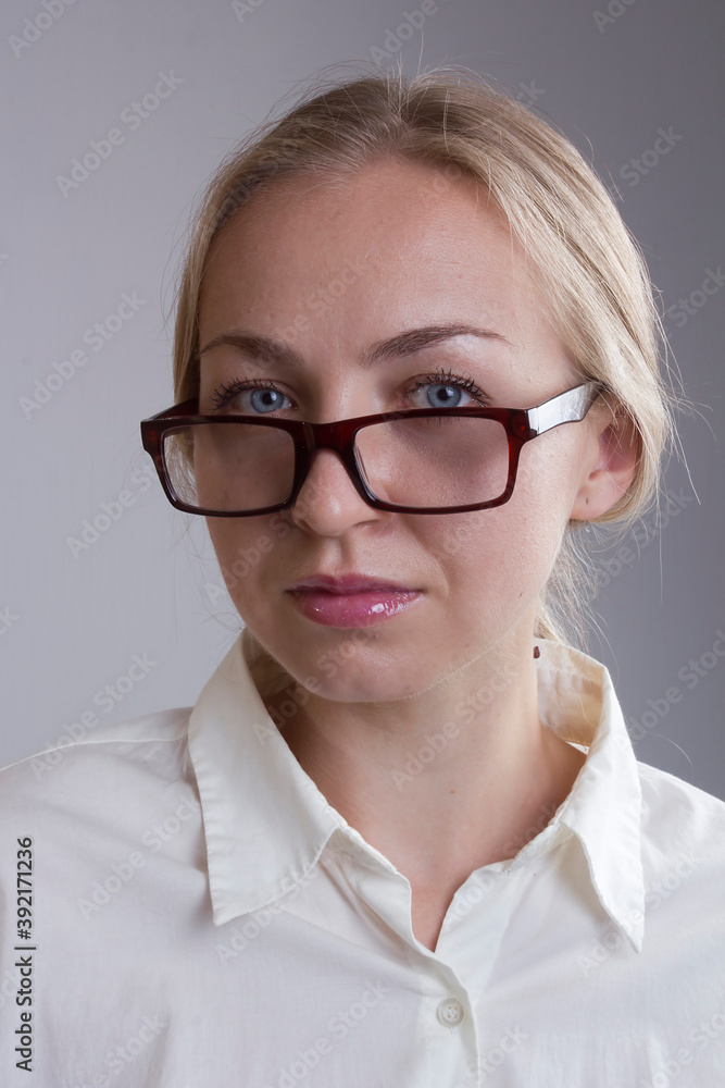 Obraz premium Portrait of a young business woman