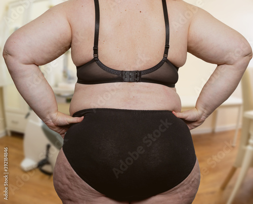 24 Fett w Essen 壁紙 ウォールミューラル キャンバスプリント と ステッカー Wallsheaven