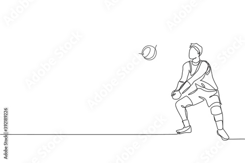 One continuous line drawing of young male professional volleyball player in action on court. Healthy competitive team sport concept. Dynamic single line draw design vector graphic illustration