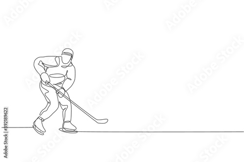 Single continuous line drawing of young professional ice hockey player hit the puck and attack on ice rink arena. Extreme winter sport concept. Trendy one line draw design graphic vector illustration