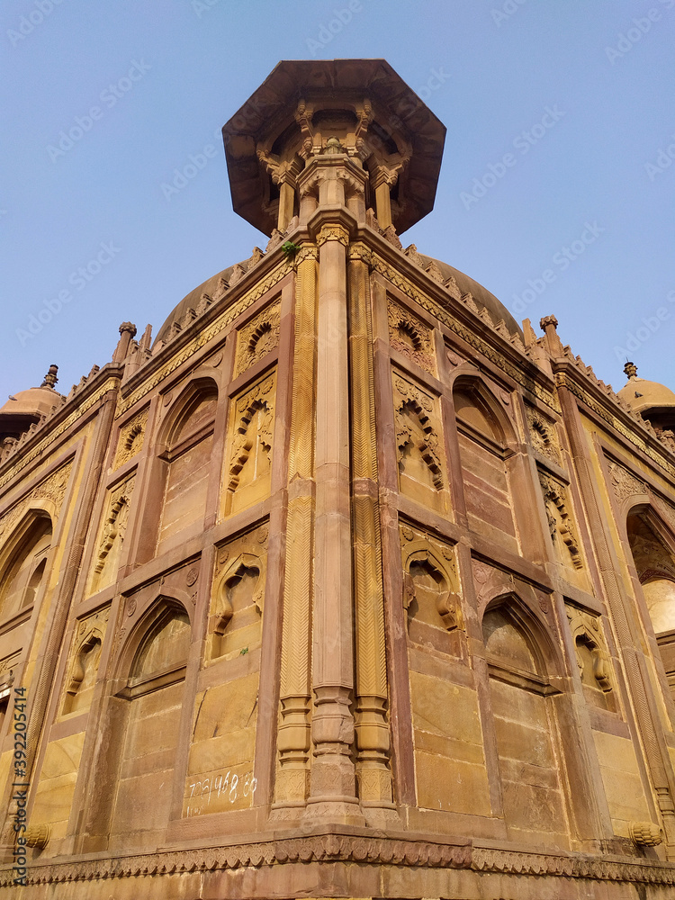 Mughal carpet Khusro's tomb || Sample of Mughal Architecture || Khusro Bagh located in Prayagraj || khushro bagh || Glimpse of Mughal Empire