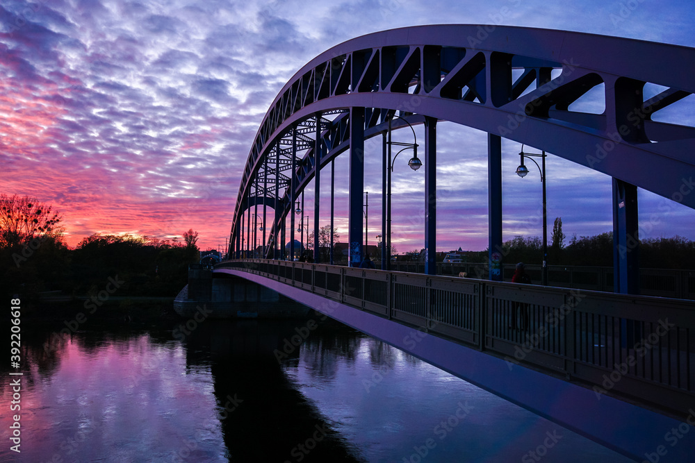 Naklejka premium Die Sternbrücke in Magdeburg, Sachsen Anhalt, Deutschland