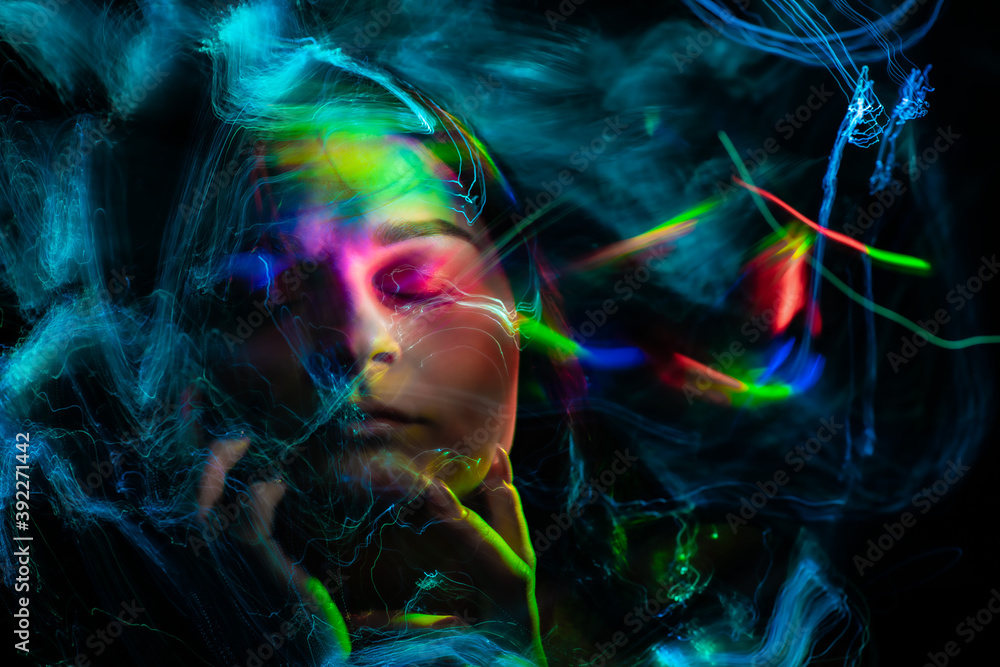 light painting portrait, new art direction, long exposure , light drawing at long exposure light painting portrait, new art direction, long exposure , light drawing at long exposure