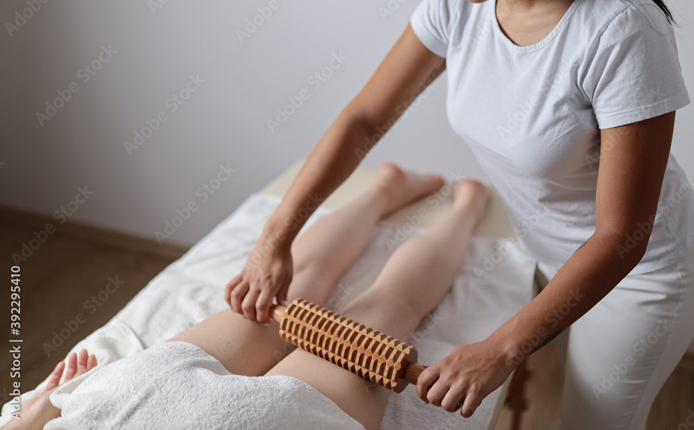 Fototapeta premium person relaxing in spa