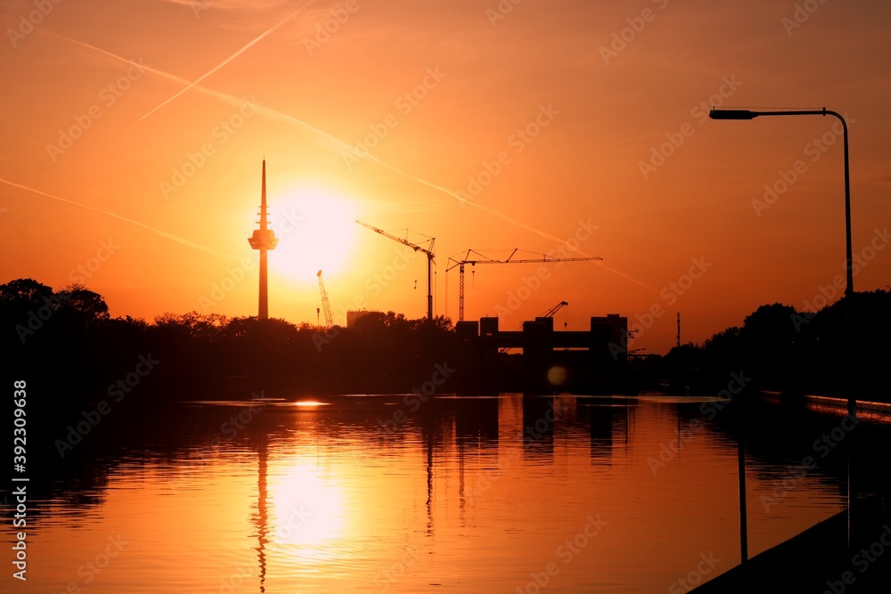Sonnenuntergang in Mannheim am Neckar