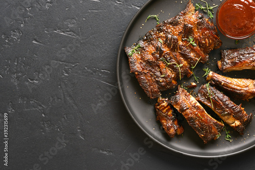 Spicy grilled spare ribs