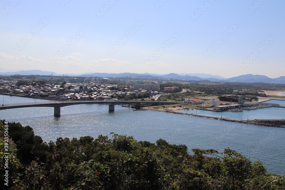 芦屋町の魚見公園展望台から見た遠賀川
