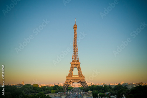 Eiffel tower night © juan