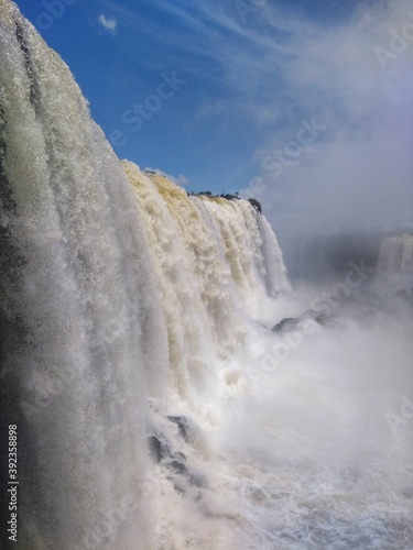 Cataratas do Iguaçu (Iguazu Falls) - Foz do Iguaçu, Paraná, Brasil Iguaçu Falls are waterfalls of the Iguazu River on the border of Argentina and Brazil.They make up the largest waterfall in the world