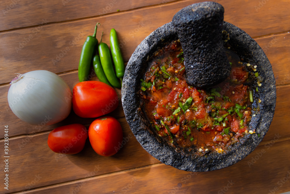 Salsa roja molcajete comida mexicana tradicional jalapeño típica