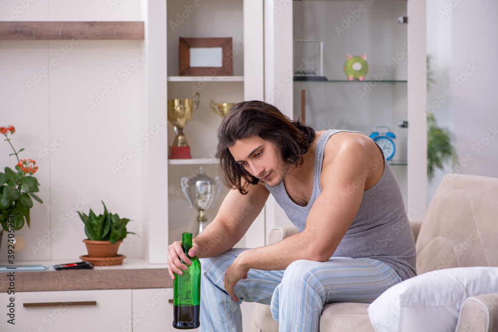 Man ex-champion suffering from alcoholism at home