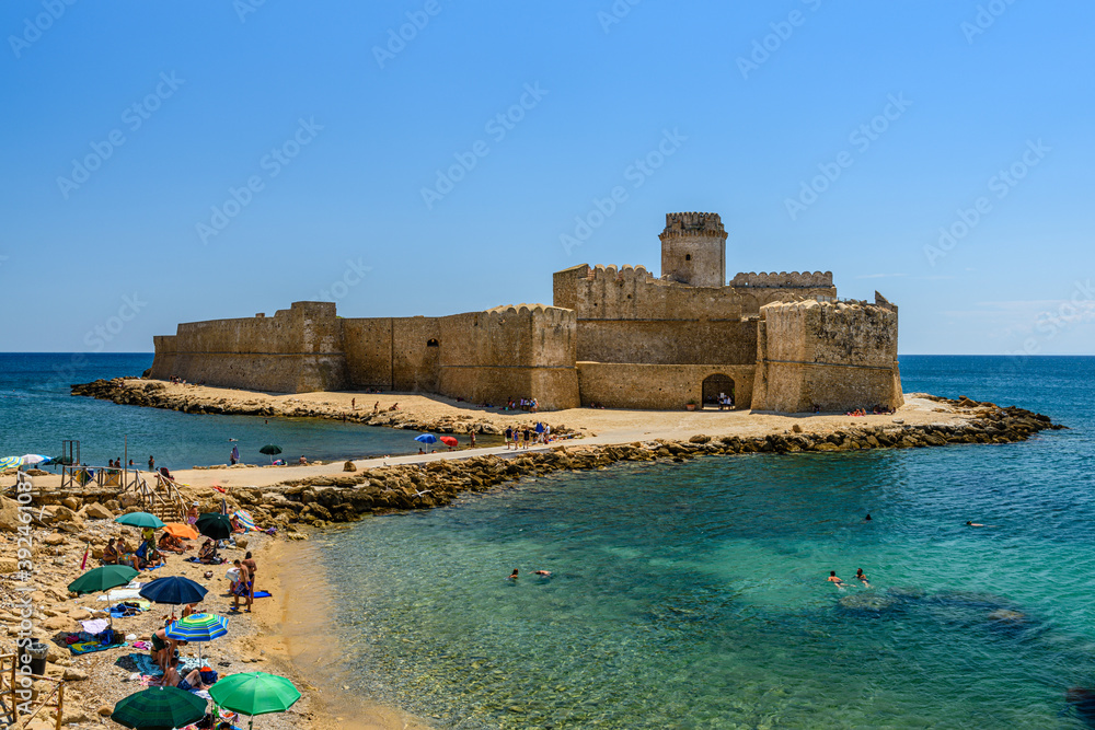  Castello aragonese di Le Castella, Isola di Capo Rizzuto, Calabria, Italia