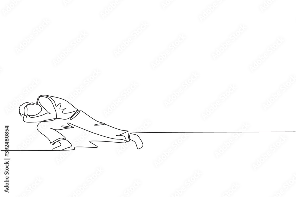 One continuous line drawing young sporty Brazilian fighter man training capoeira on the beach. Healthy traditional fighting sport concept. Dynamic single line draw graphic design vector illustration One continuous line drawing young sporty Brazilian fighter man training capoeira on the beach. Healthy traditional fighting sport concept. Dynamic single line draw graphic design vector illustration