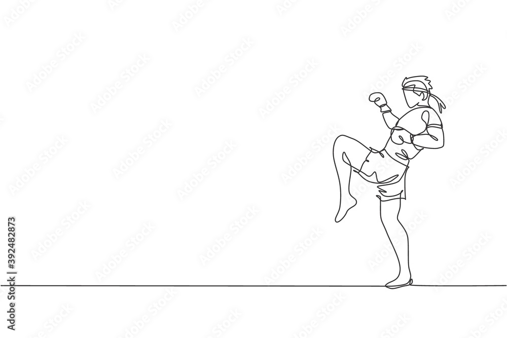 One continuous line drawing of young sporty muay thai boxer man preparing to fight, stance kick at box arena. Fighting sport game concept. Dynamic single line draw design graphic vector illustration