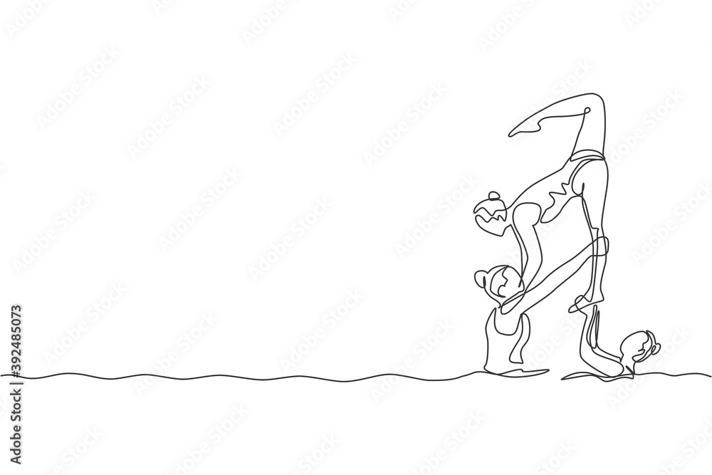 Single continuous line drawing of young sportive women perform beautiful synchronized swimming choreography. Group water sport competition concept. Trendy one line draw design vector illustration Single continuous line drawing of young sportive women perform beautiful synchronized swimming choreography. Group water sport competition concept. Trendy one line draw design vector illustration