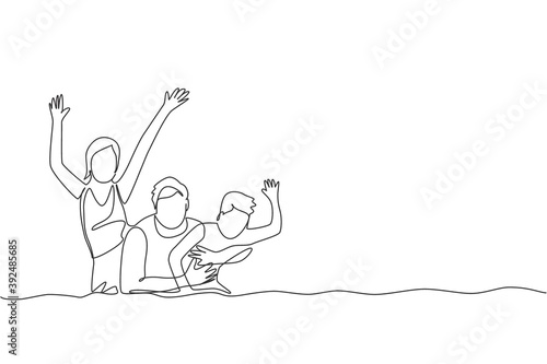 One continuous line drawing of happy family enjoying play and swimming together in pool sport center. Summer holiday vacation and parenting concept. Dynamic single line draw design vector illustration