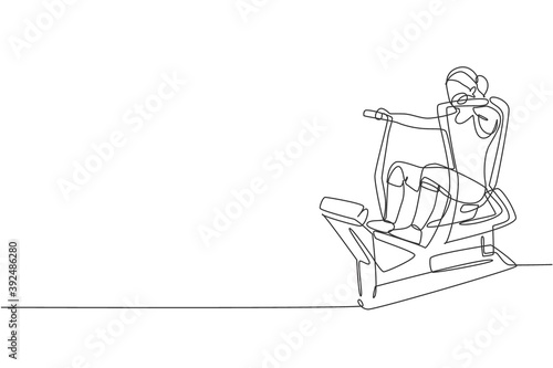 One continuous line drawing of young sporty woman working out with bench press in fitness gym club center. Healthy fitness sport concept. Dynamic single line draw design vector graphic illustration