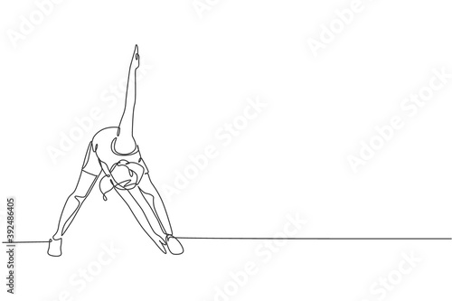 One single line drawing of young energetic woman exercise side lunge windmill in gym fitness center graphic vector illustration. Healthy lifestyle sport concept. Modern continuous line draw design