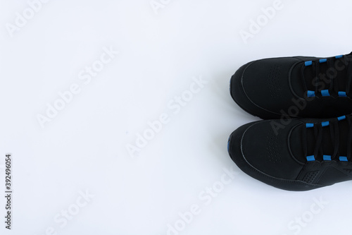 Right-hand shifted sneaker toe