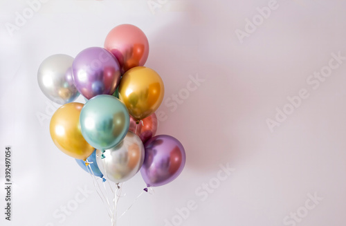 Εκτύπωση καμβά ten helium balloons in metallic colors on a mauve background, copy space on the