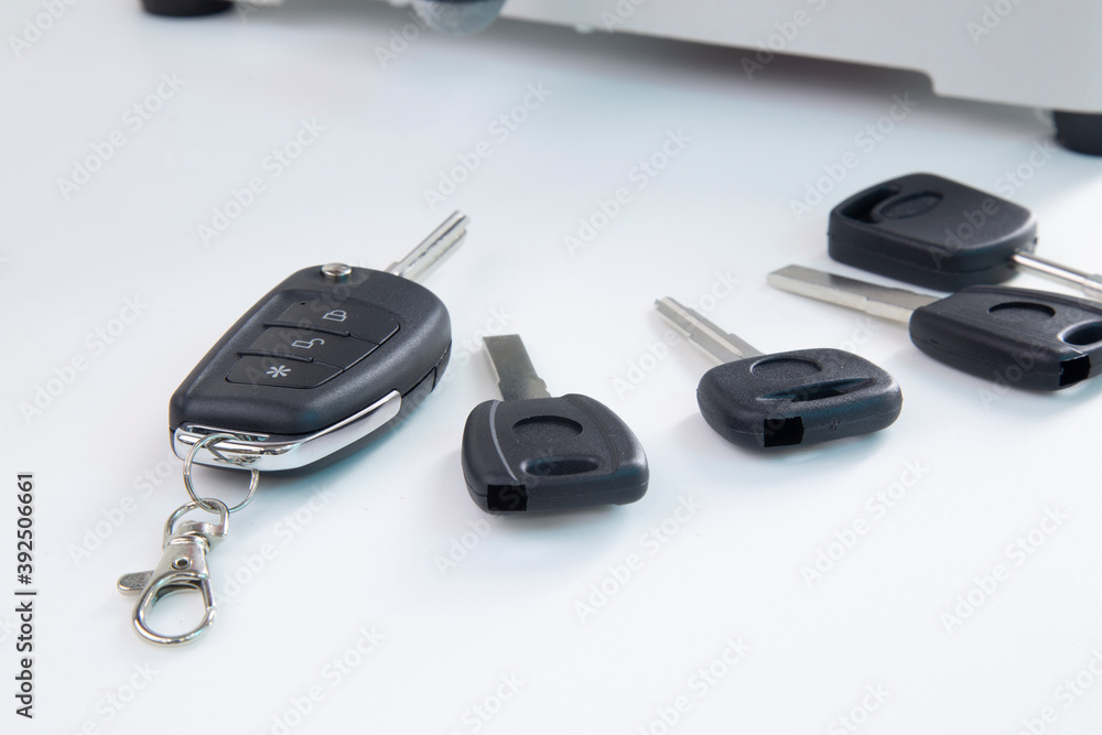 Production of car keys on a specialized key machine. Production of car keys on a specialized key machine.