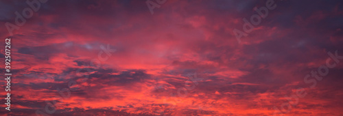 Leuchtender Himmel