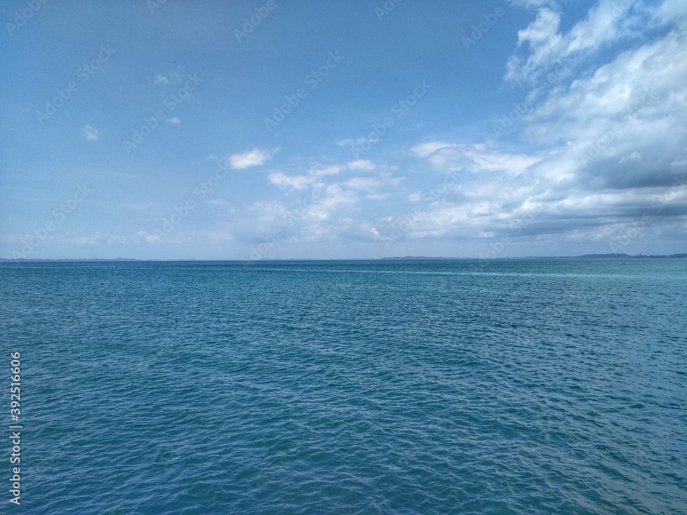 Fototapeta premium Ponta de Humaitá - Beach - Salvador, Bahia, Brazil Salvador is known for its Portuguese colonial architecture, Afro-Brazilian culture and a tropical coastline. 
