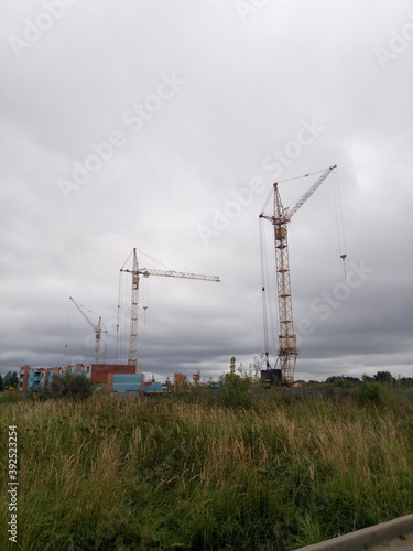 operation of high cranes