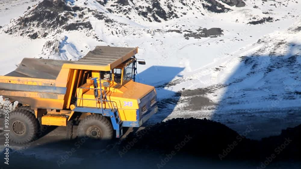 Machine for loading coal Machine for loading coal