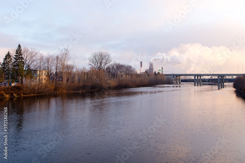 The St. Charles River flowing towards the Dufferin-Montmorency Highway and the Old Port in the St. Roch neighbourhood, Quebec City, Quebec, Canada © Anne Richard