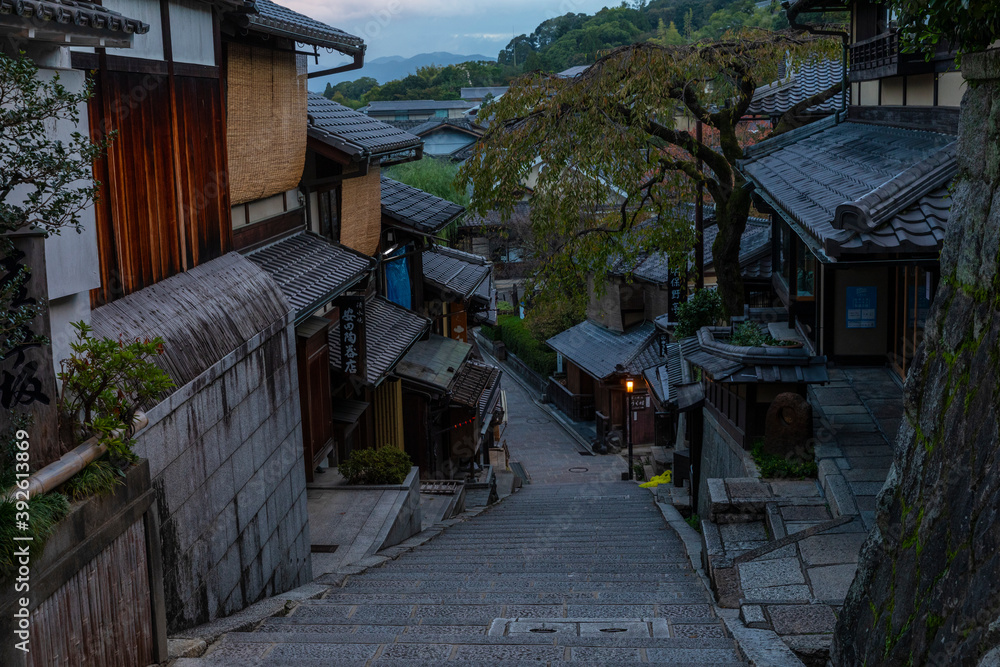 Obraz premium 早朝の産寧坂