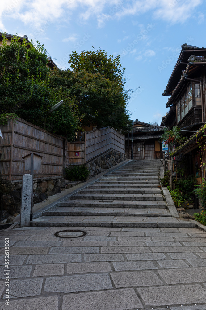 京都　早朝の二寧坂